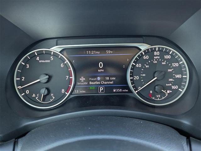 Photo of 2025 White Nissan Sentra