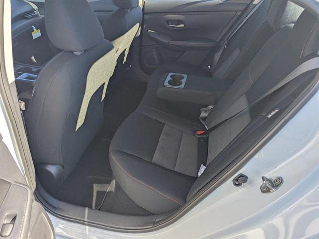 Photo of 2025 White Nissan Sentra