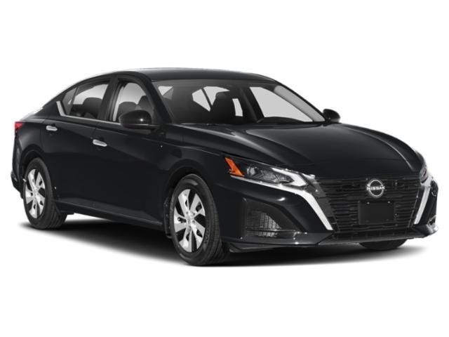 Photo of 2024 Gray Sky Pearl Nissan Altima