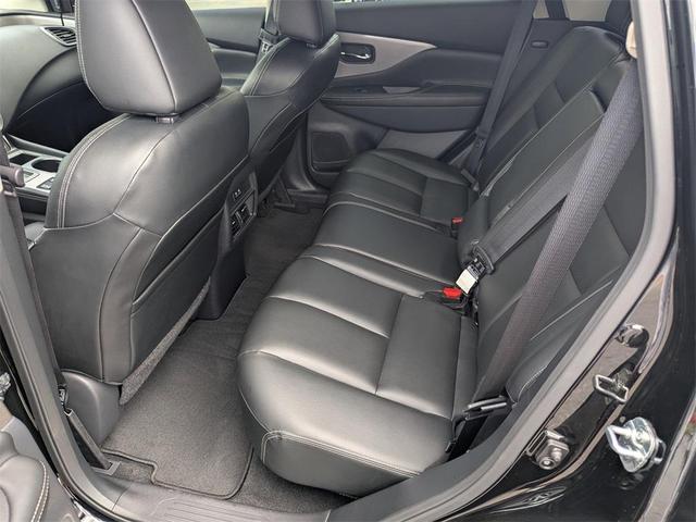 Photo of 2023 Black Nissan Murano