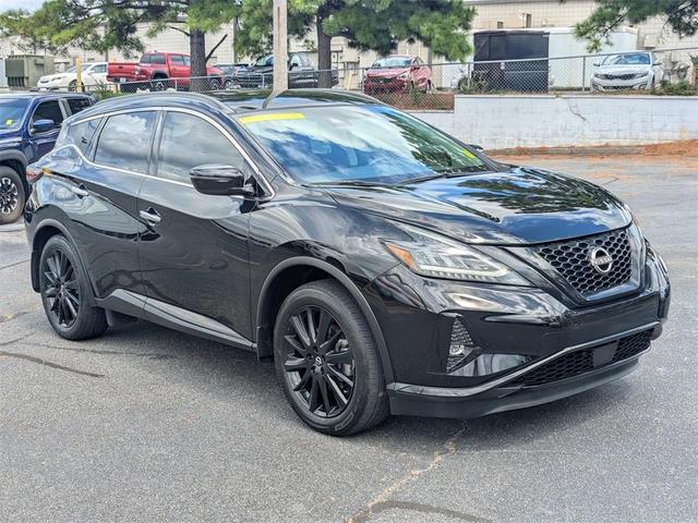 Photo of 2023 Black Nissan Murano