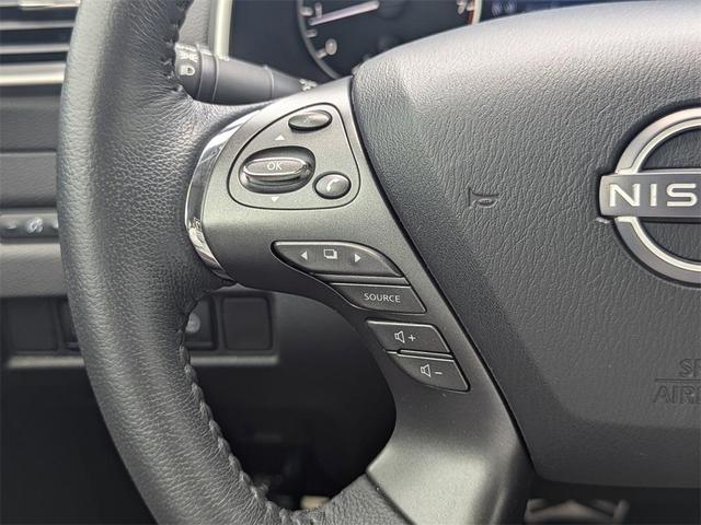 Photo of 2023 Black Nissan Murano