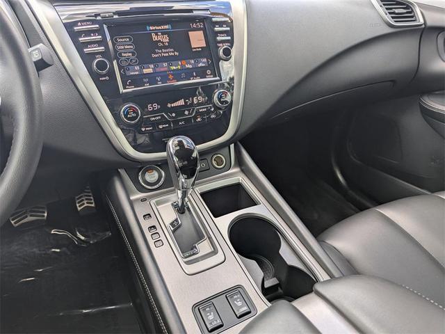 Photo of 2023 Black Nissan Murano