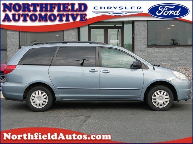 2004 Toyota Sienna
