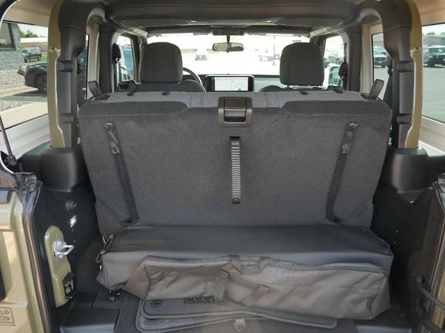 Photo of 2025 Green Jeep Wrangler