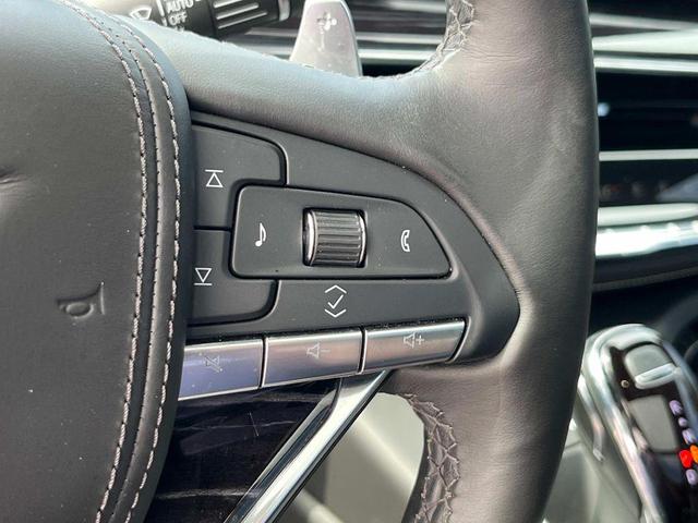 Photo of 2023 Argent Silver Metallic Cadillac Escalade ESV