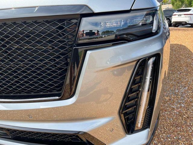 Photo of 2023 Argent Silver Metallic Cadillac Escalade ESV