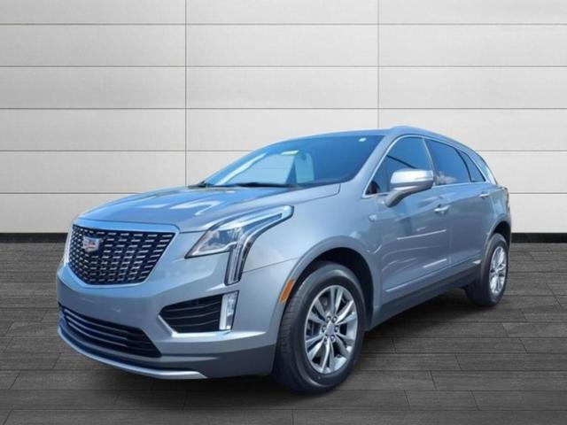 Photo of 2023 Argent Silver Metallic Cadillac XT5