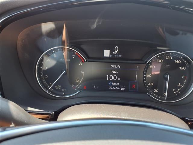 Photo of 2023 Argent Silver Metallic Cadillac XT5