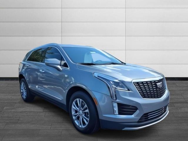 Photo of 2023 Argent Silver Metallic Cadillac XT5