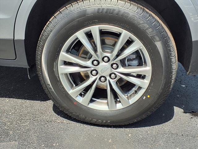 Photo of 2023 Argent Silver Metallic Cadillac XT5