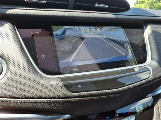 Photo of 2023 Argent Silver Metallic Cadillac XT5