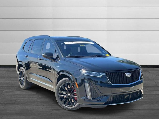 Photo of 2022 Stellar Black Metallic Cadillac XT6