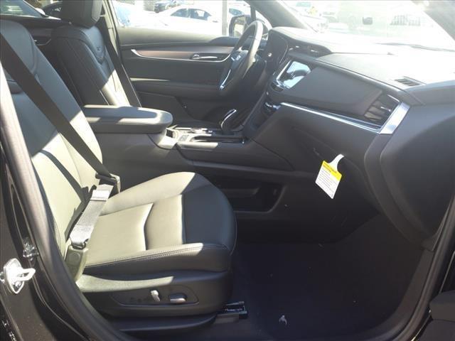 Photo of 2025 Stellar Black Metallic Cadillac XT6