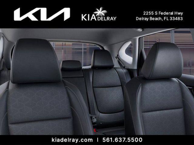 Photo of 2025 Snow White Pearl Kia Seltos
