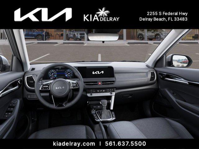 Photo of 2025 Snow White Pearl Kia Seltos