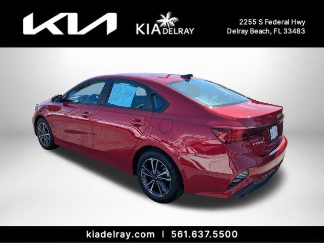 Photo of 2023 Currant Red Kia Forte