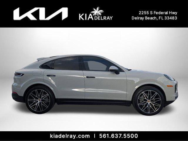 Photo of 2024 Gray Porsche Cayenne