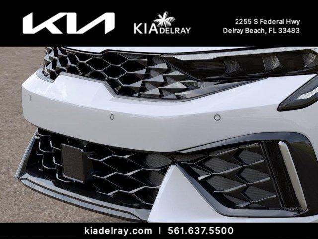 Photo of 2025 Snow White Pearl Kia K5