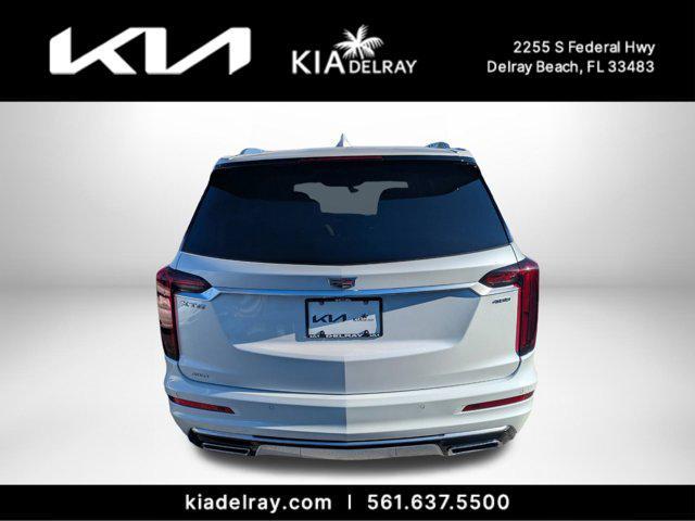 Photo of 2025 Crystal White Tricoat Cadillac XT6