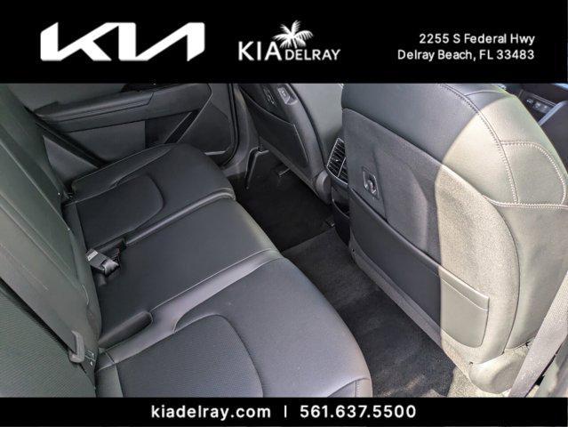 Photo of 2024 Ebony Black Kia Sportage