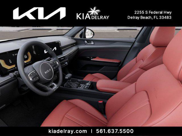 Photo of 2025 Aurora Black Pearl Kia K5