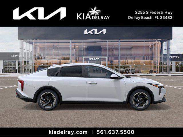 Photo of 2025 Snow White Pearl Kia K4
