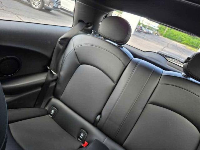 Photo of 2018 BLUE MINI Hardtop