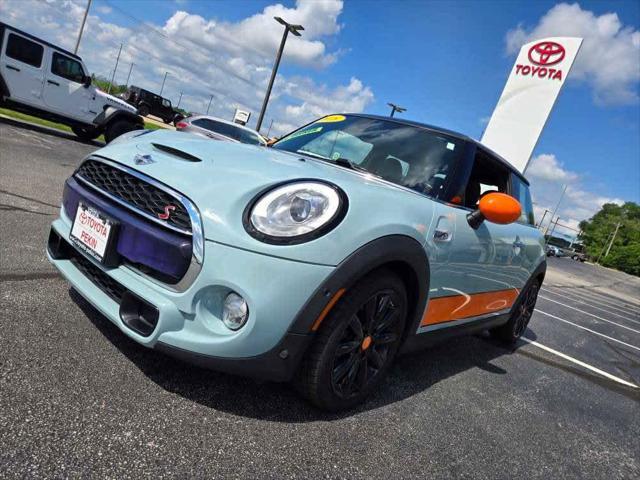 Photo of 2018 BLUE MINI Hardtop