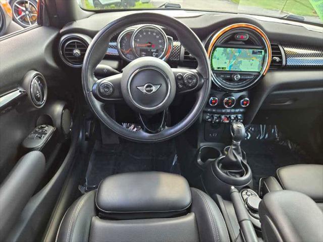 Photo of 2018 BLUE MINI Hardtop