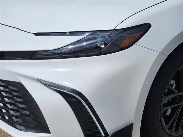 Photo of 2025 Ice Toyota Camry
