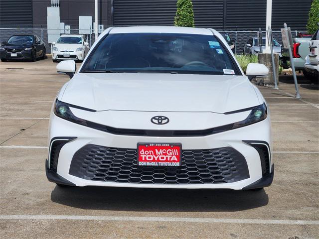 Photo of 2025 Ice Toyota Camry
