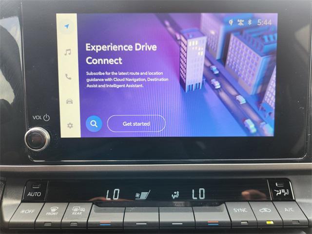 Photo of 2025 Ice Toyota Camry