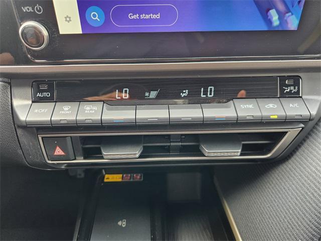 Photo of 2025 Ice Toyota Camry