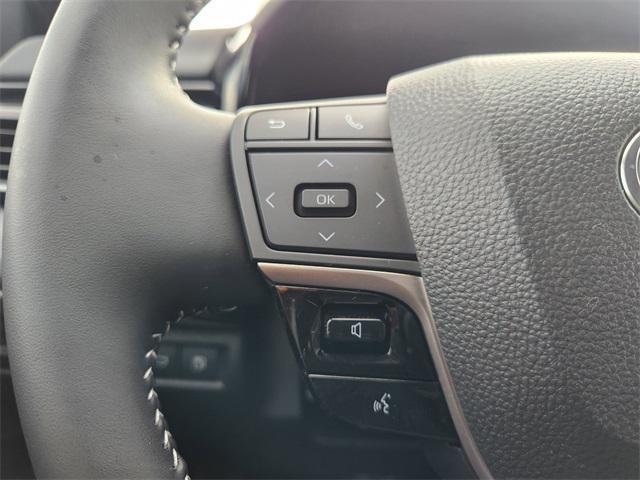 Photo of 2025 Ice Toyota Camry