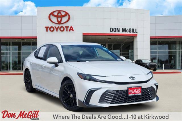 Photo of 2025 Ice Toyota Camry
