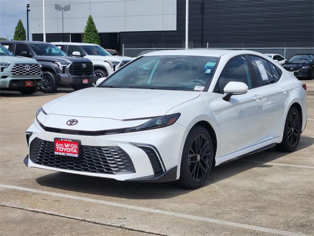 Photo of 2025 Ice Toyota Camry