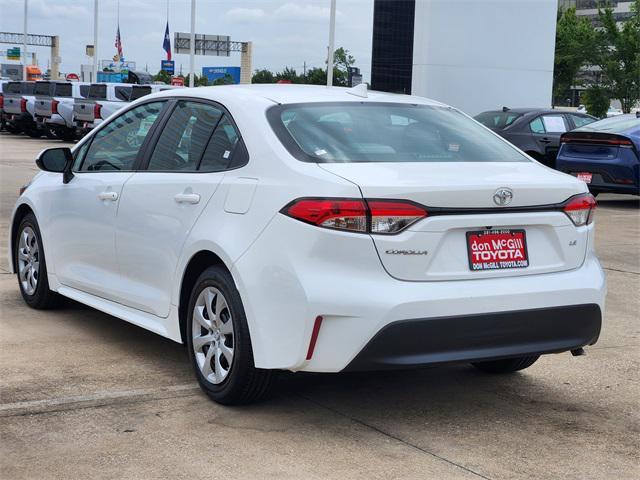 Photo of 2023 Ice Cap Toyota Corolla