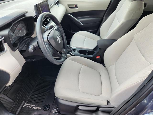 Photo of 2024 Celestite Toyota Corolla Cross