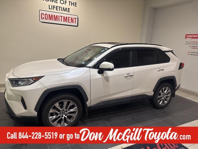 Photo of 2020 Blizzard Pearl Toyota RAV4