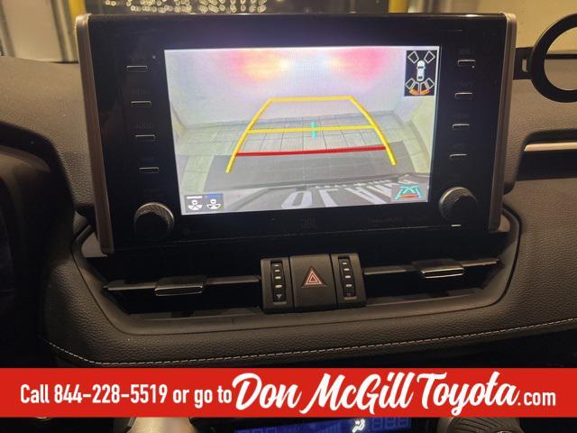 Photo of 2020 Blizzard Pearl Toyota RAV4