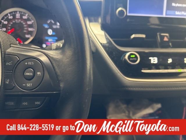 Photo of 2022 White Toyota Corolla