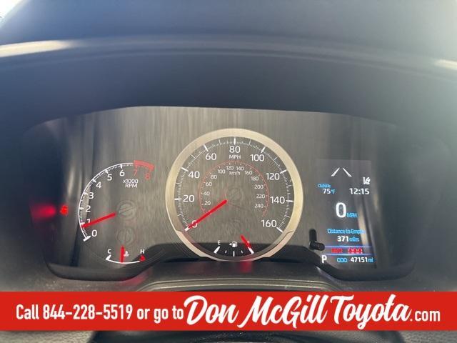 Photo of 2022 White Toyota Corolla