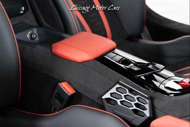 Photo of 2023 Blu Eleos Pearl Lamborghini Huracan Tecnica