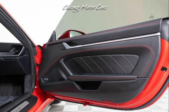 Photo of 2022 Guards Red Porsche 911