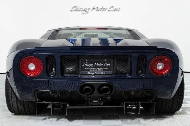 Photo of 2005 Midnight Blue Clearcoat Mettalic Ford GT
