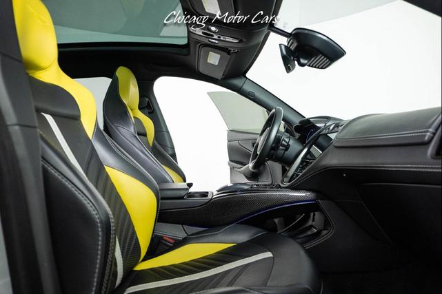 Photo of 2023 Grey Aston Martin DBX