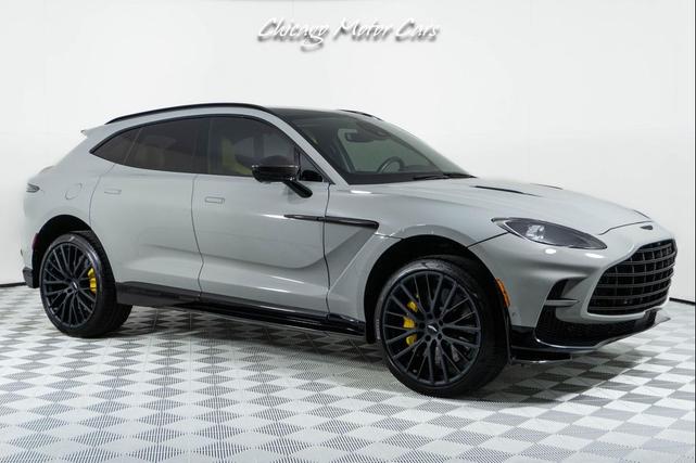 Photo of 2023 Grey Aston Martin DBX