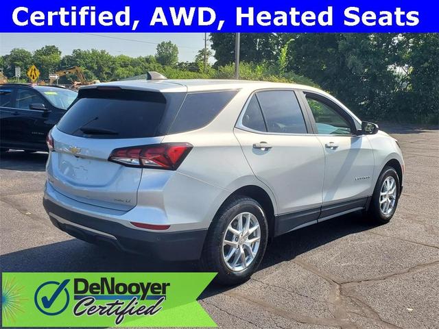 Photo of 2022 Silver Ice Metallic Chevrolet Equinox