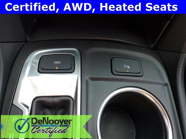 Photo of 2022 Silver Ice Metallic Chevrolet Equinox
